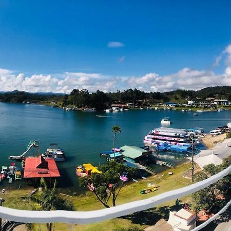 Aptos Vista Al Embalse, Frente Al Lago, Restaurantes, Bares Guatapé Eksteriør bilde